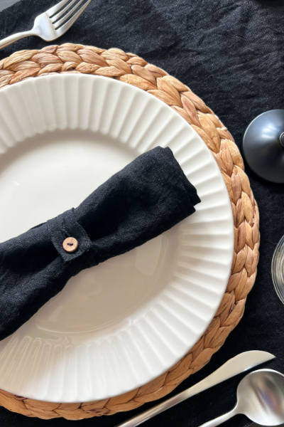 Linen Napkins - Classic Black - Set of 4